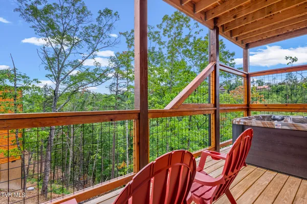 $730,000 | 1864 Blue Tick Way, Sevierville, TN 37876