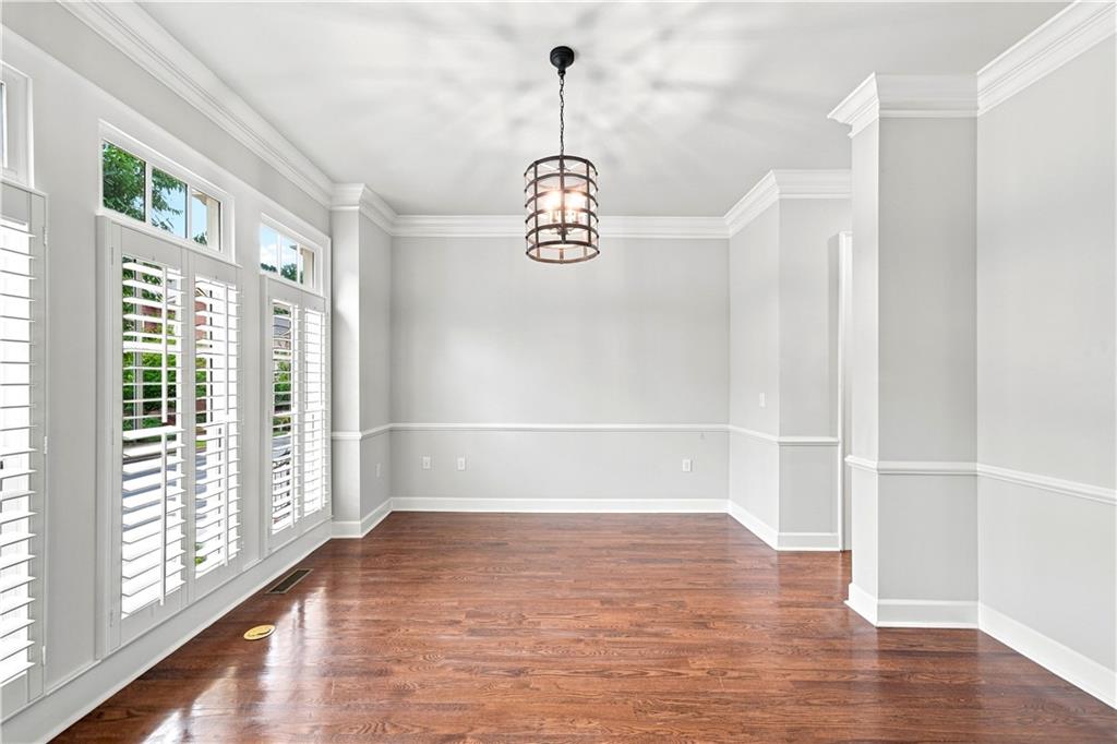 102 Riversgate Drive Sandy Springs, GA 30339 - Photo 13 of 75 Gallery Image 13