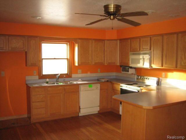 11410 Hegel Rd 006.jpg