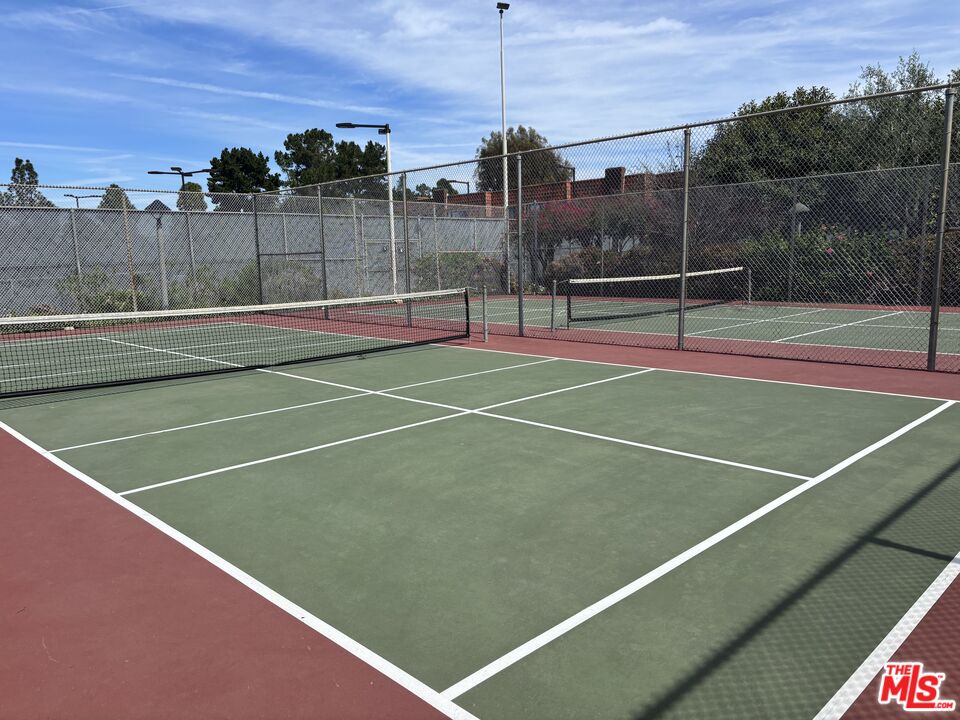 27912 Ridgecove Court North Rancho Palos Verdes, CA 90275 - Photo 11 of 14