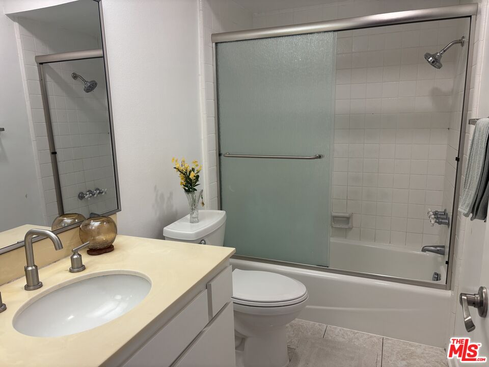 27912 Ridgecove Court North Rancho Palos Verdes, CA 90275 - Photo 8 of 14