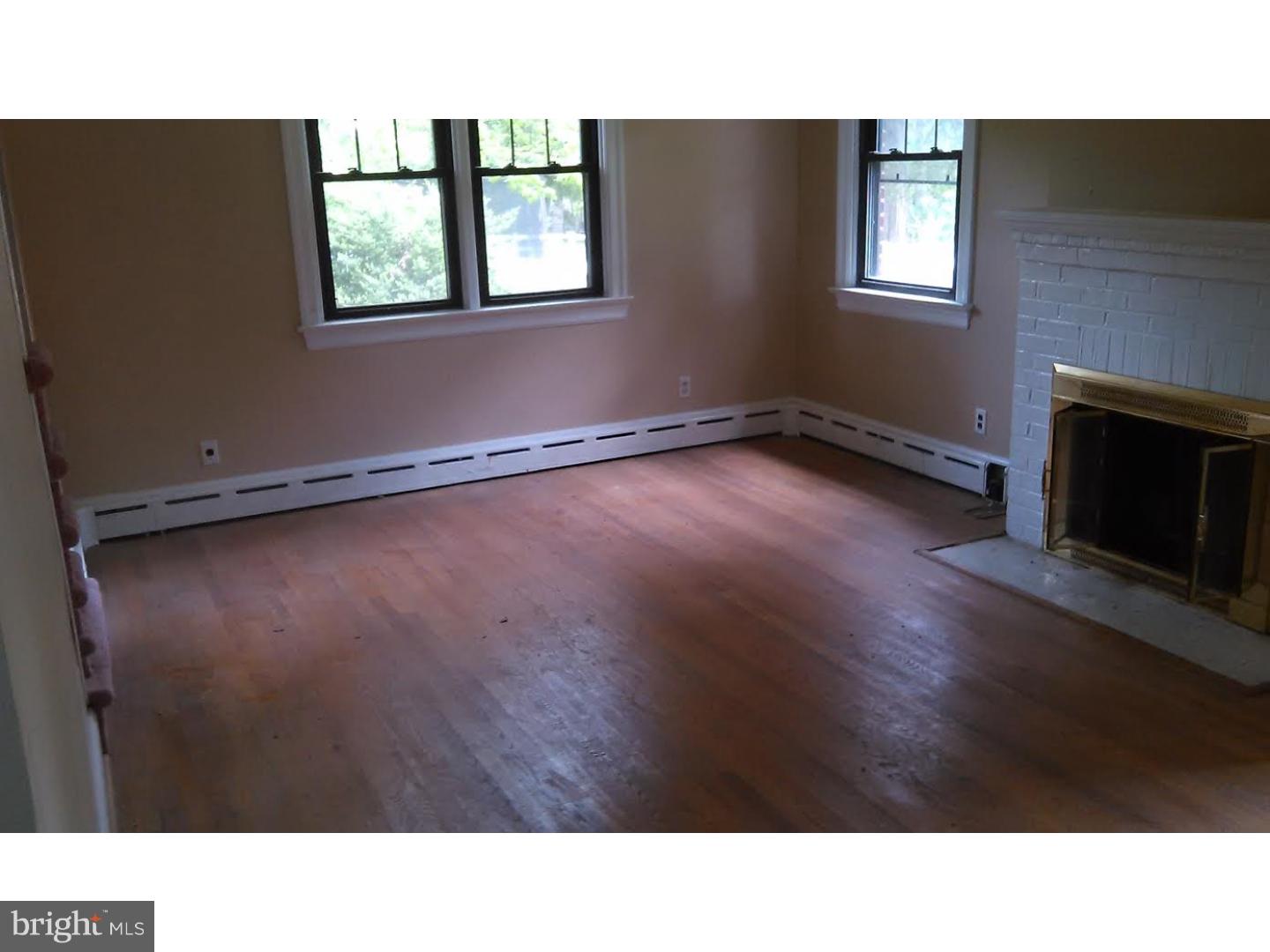 67 Clearview Avenue Huntingdon Valley, PA 19006 - Photo 2 of 7 Gallery Image 2