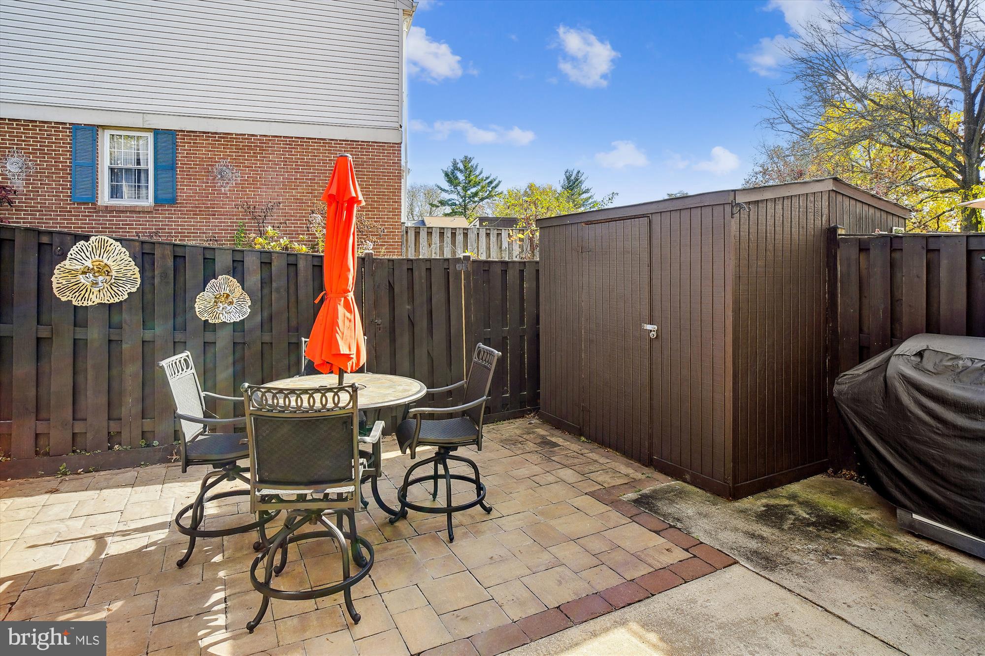 17735 Buehler Road, Unit 19 Olney, MD 20832 - Photo 18 of 52 Privacy Fence & Shed