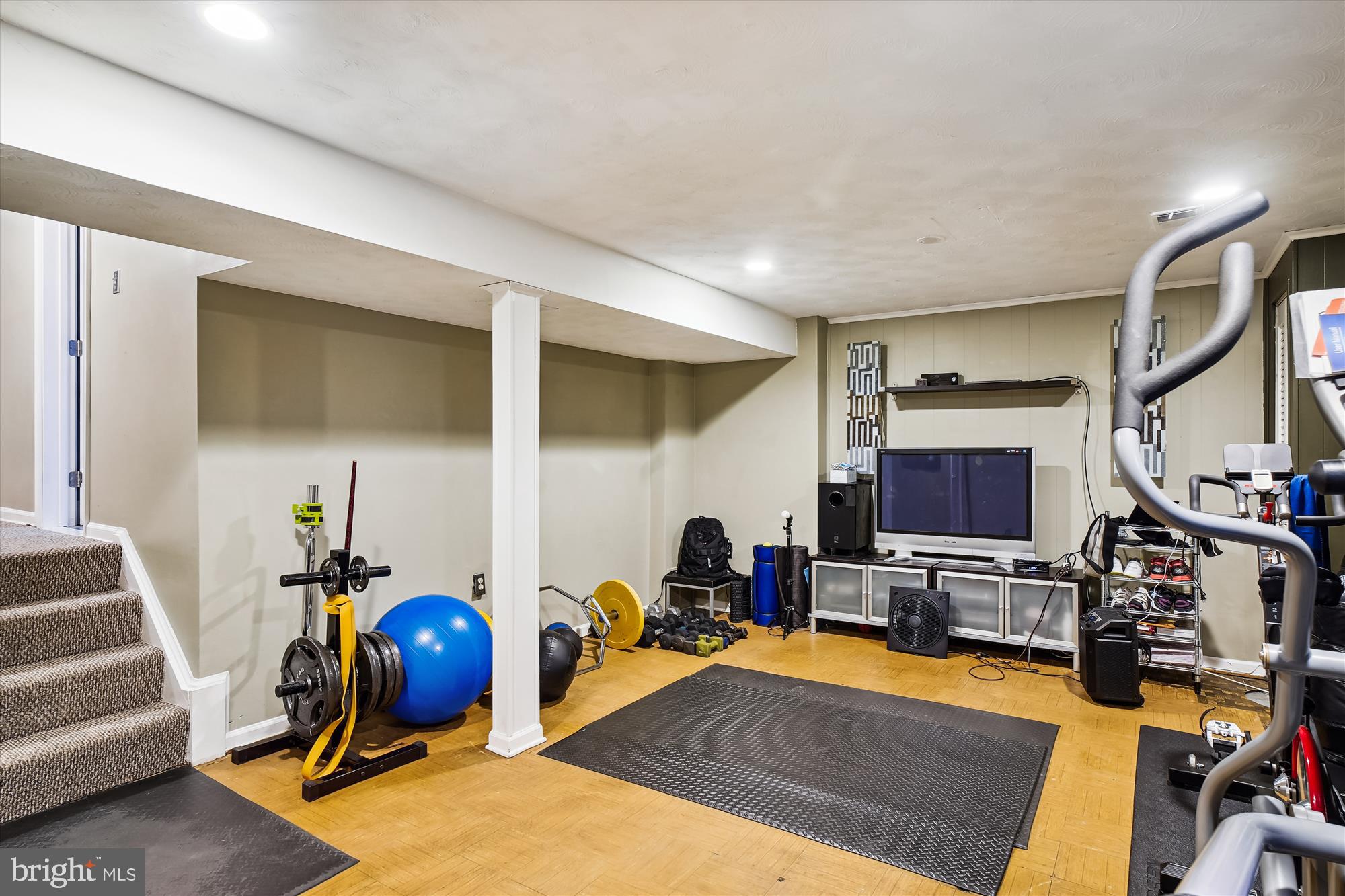 17735 Buehler Road, Unit 19 Olney, MD 20832 - Photo 38 of 52 Family Room