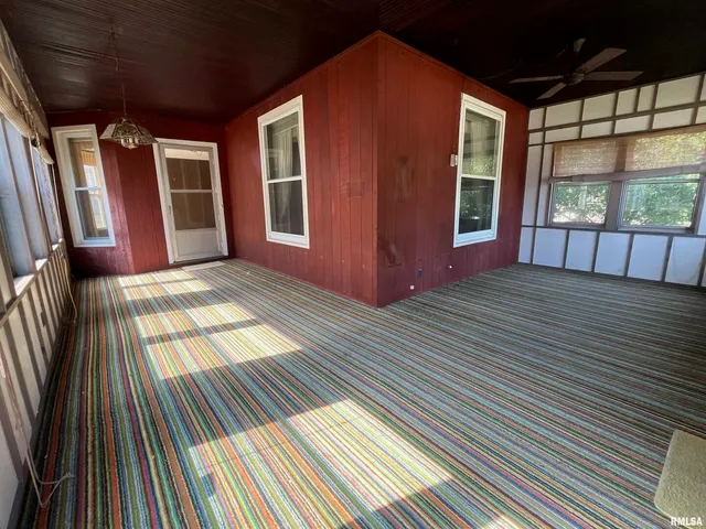 $99,000 | 633 4th Avenue South, Clinton, IA 52732