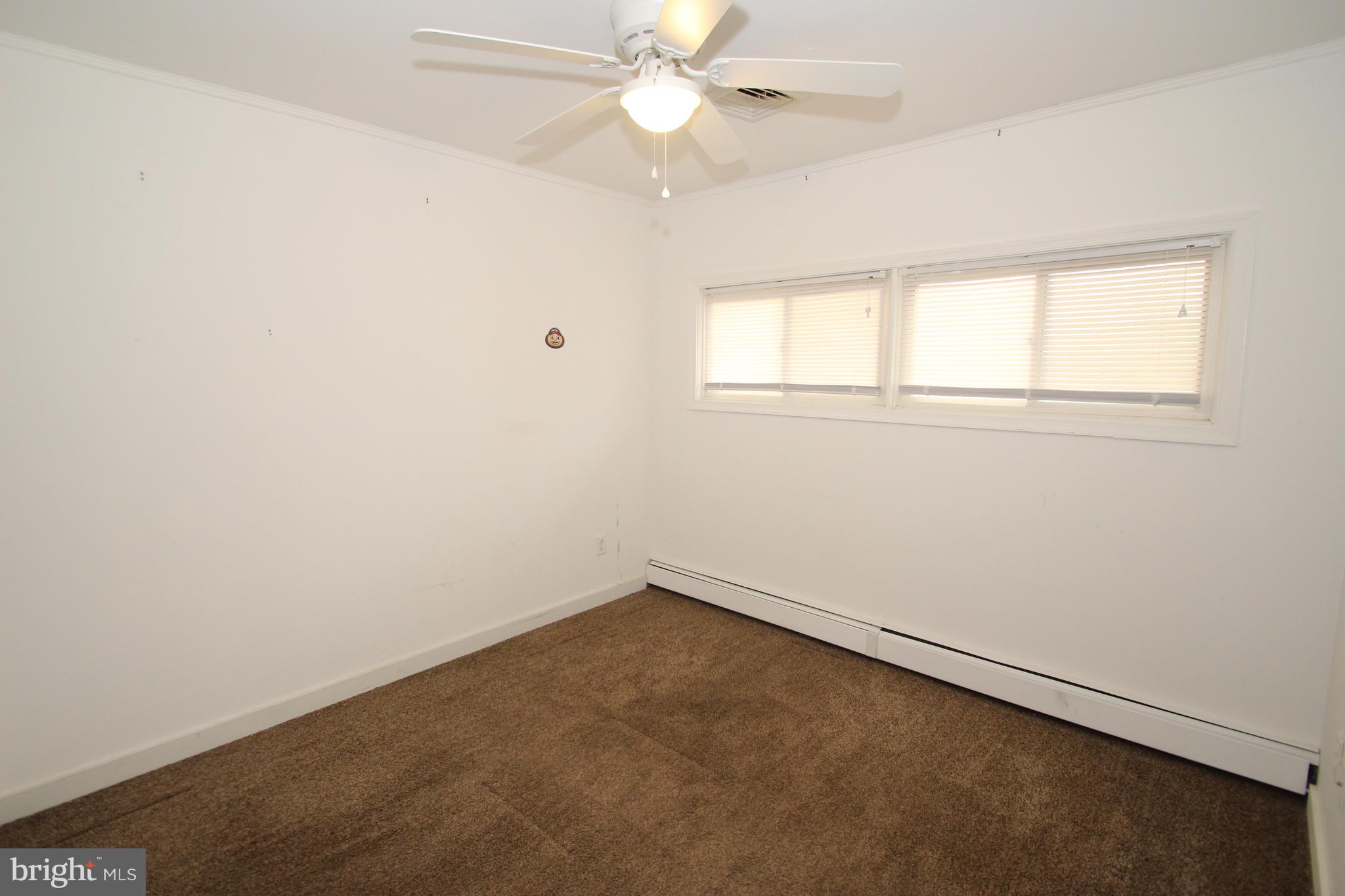 8 Metten Road Newark, DE 19713 - Photo 10 of 14 Bedroom