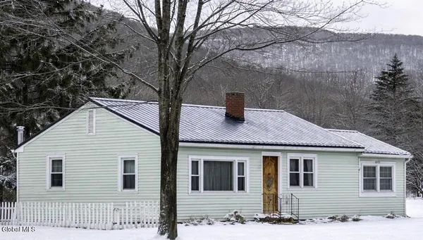 $179,900 | 54192 Highway 30, Roxbury, NY 12474