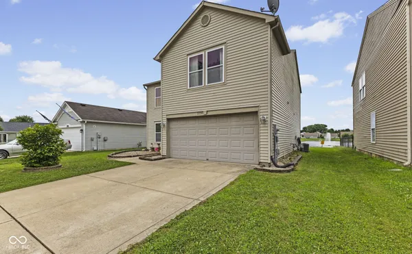 $1,900 | 2230 Cedarmill Drive, Franklin, IN 46131