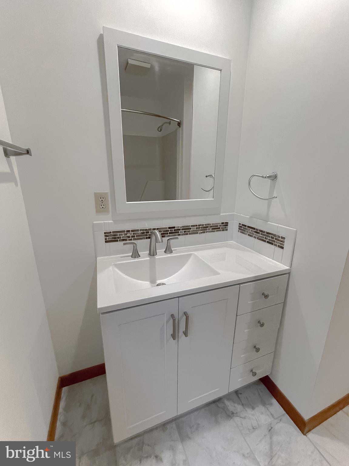 14814 Point Lookout Road St. Inigoes, MD 20684 - Photo 33 of 59 Upstairs vanity