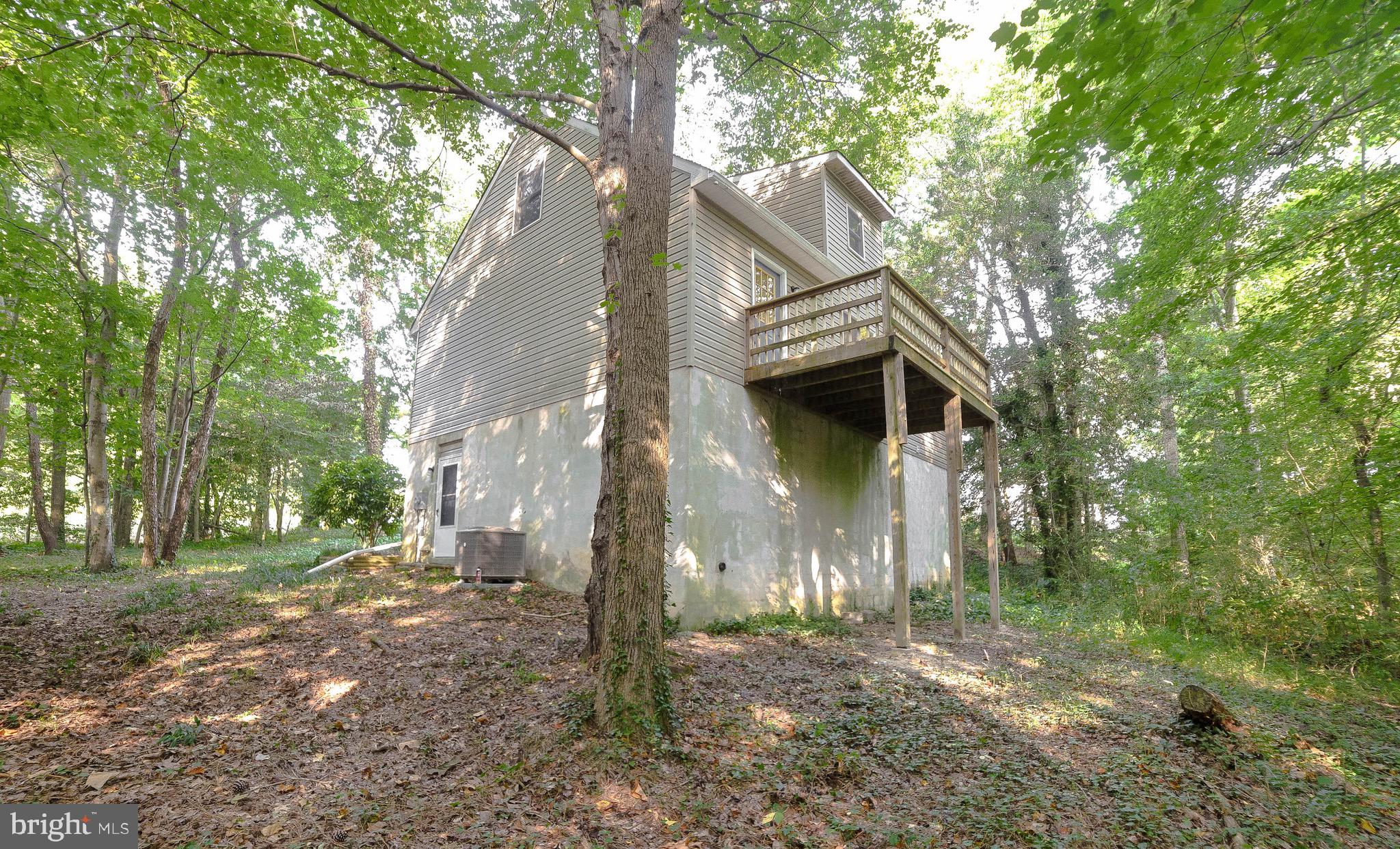 14814 Point Lookout Road St. Inigoes, MD 20684 - Photo 45 of 59 Side corner of home