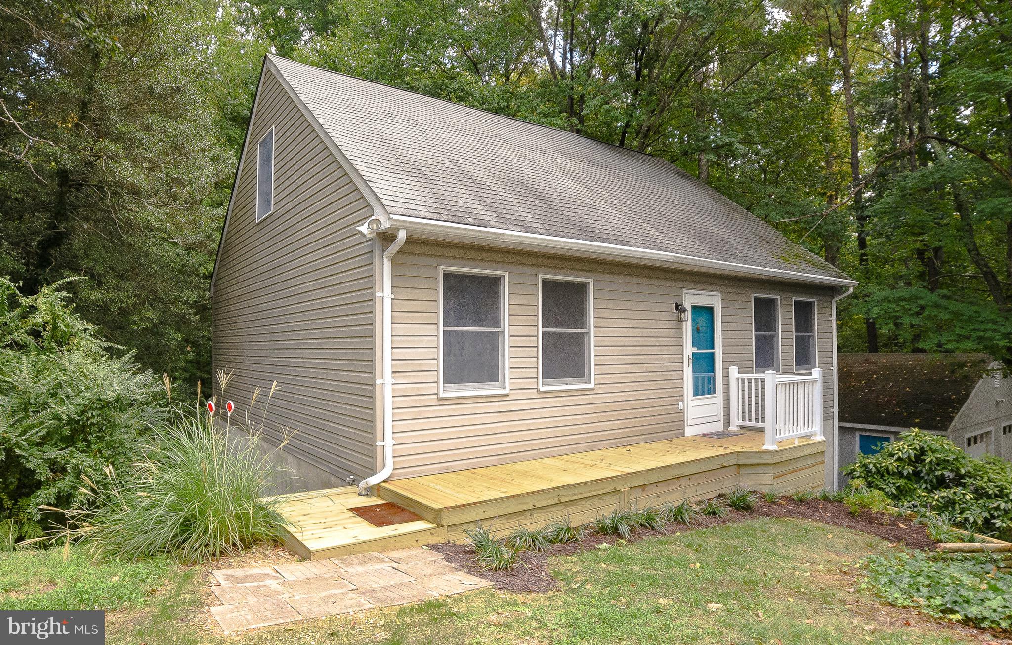 14814 Point Lookout Road St. Inigoes, MD 20684 - Photo 55 of 59 New decking