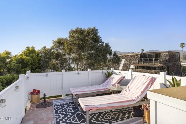 a view of an ocean beach