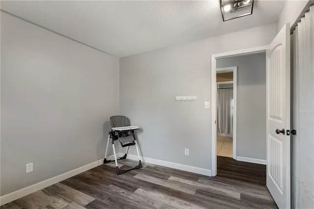 $260,000 | 2804 Northwest Kingsridge Drive, Blue Springs, MO 64015