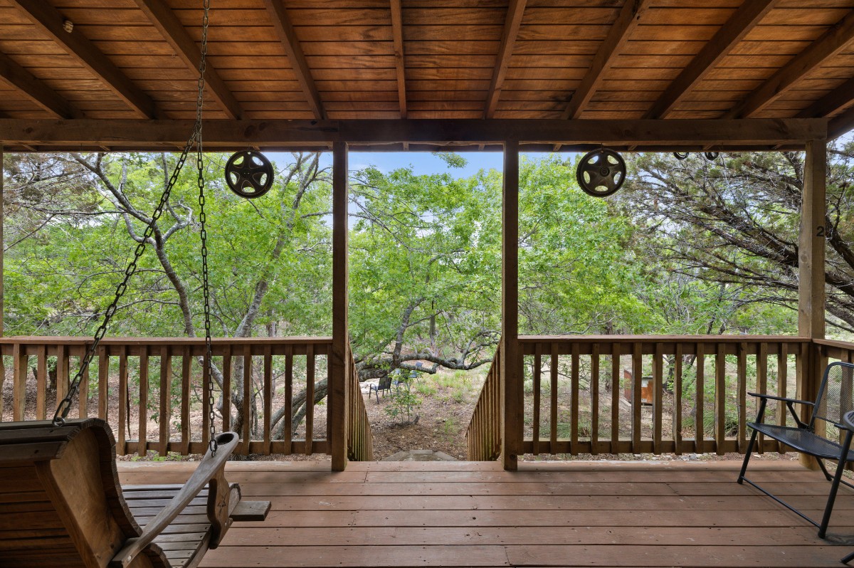 17 September Ridge Johnson City, TX 78636 - Photo 23 of 40 View of wooden deck
