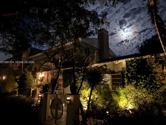 $22,000 | 4805 Cherokee Avenue, Miami Beach, FL 33140