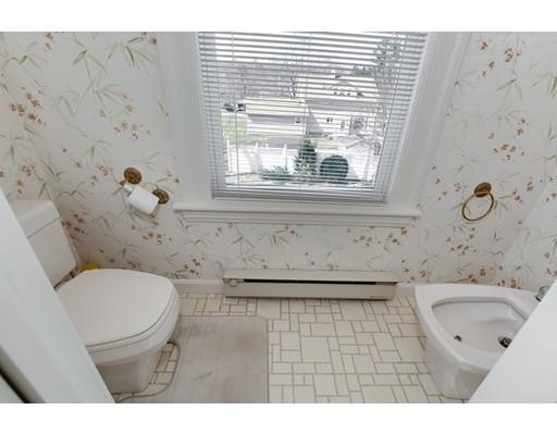 10 Kenilworth Road Worcester, MA 01602 - Photo 24 of 30 Gallery Image 24