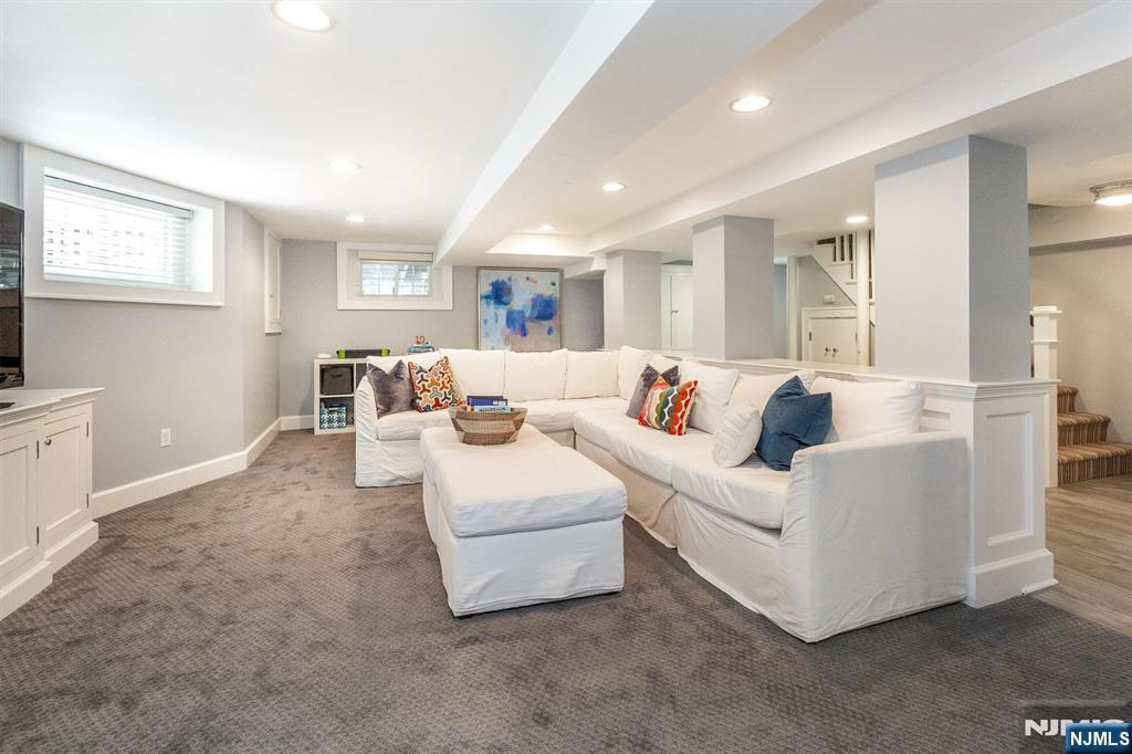 380 Ridgewood Avenue Glen Ridge, NJ 07028 - Photo 42 of 50