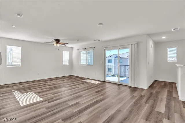 $2,500 | 6952 Crescent Gold Street, North Las Vegas, NV 89086