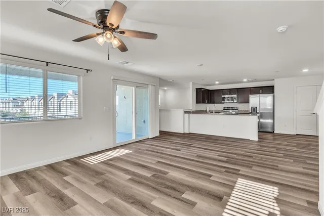 $2,500 | 6952 Crescent Gold Street, North Las Vegas, NV 89086