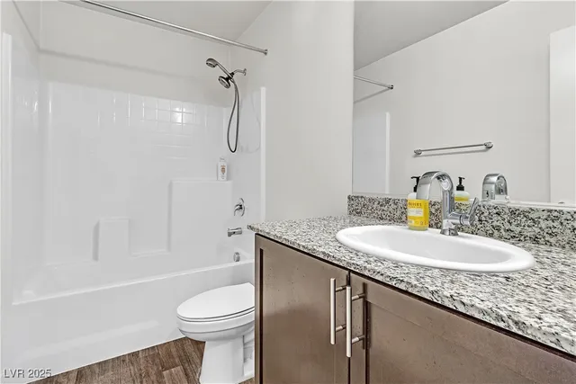 $2,500 | 6952 Crescent Gold Street, North Las Vegas, NV 89086