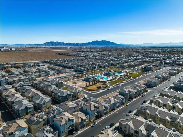 $2,500 | 6952 Crescent Gold Street, North Las Vegas, NV 89086