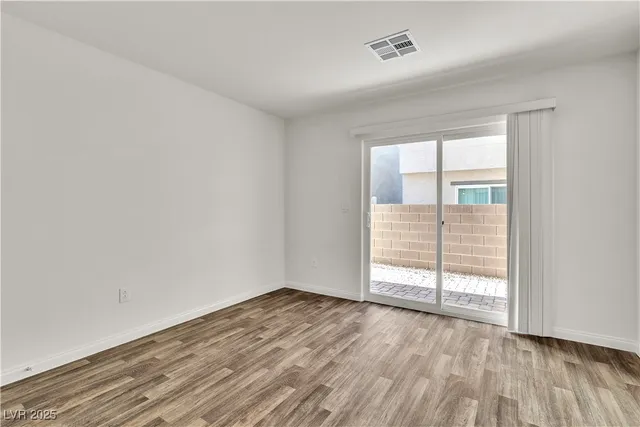 $2,500 | 6952 Crescent Gold Street, North Las Vegas, NV 89086