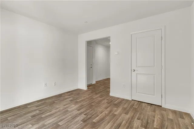 $2,500 | 6952 Crescent Gold Street, North Las Vegas, NV 89086