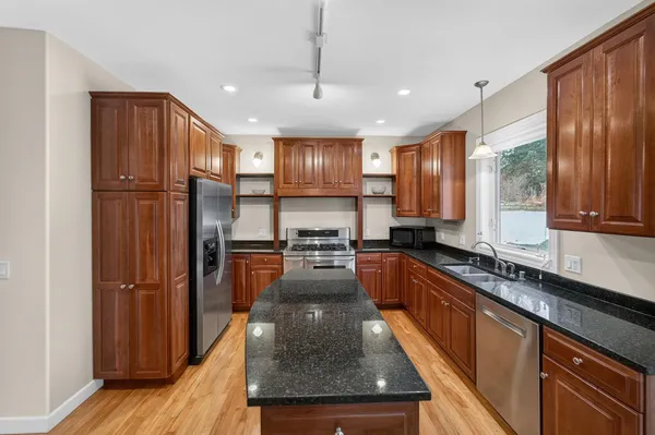 $949,000 | 3087 Edenberry Street, Fitchburg, WI 53711