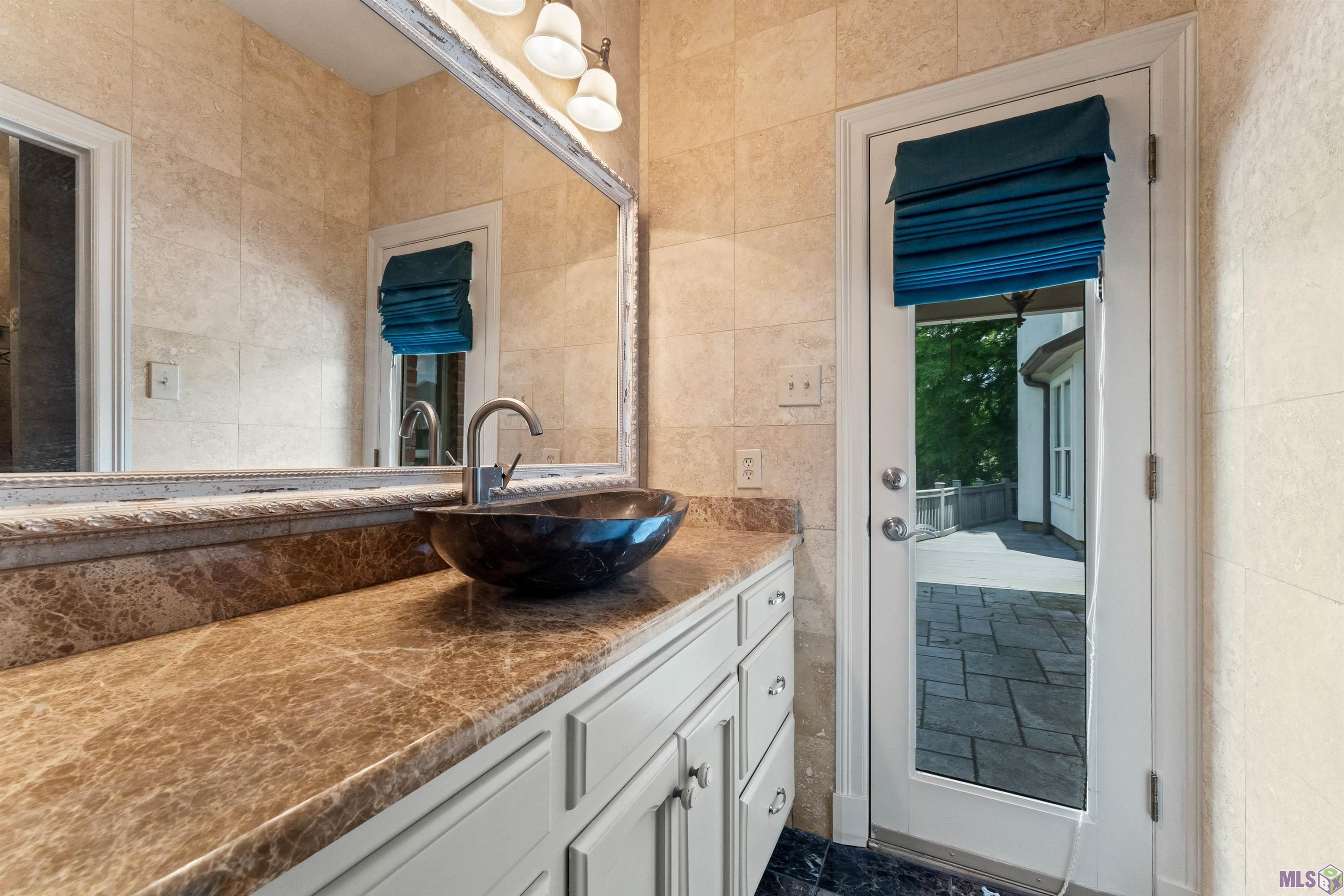 17735 Crossing Boulevard Baton Rouge, LA 70810 - Photo 26 of 54