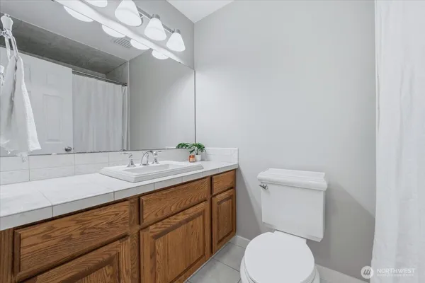 $1,189,000 | 879-881 Kamus Way, Fox Island, WA 98333