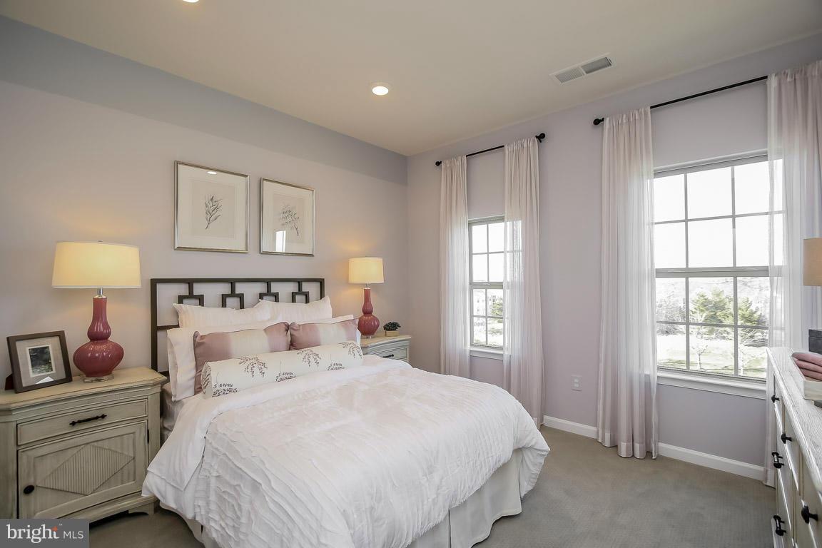 8026 Orchard Grove Road, Unit 11H Odenton, MD 21113 - Photo 9 of 30 GREAT THRID BEDROOM SPACE