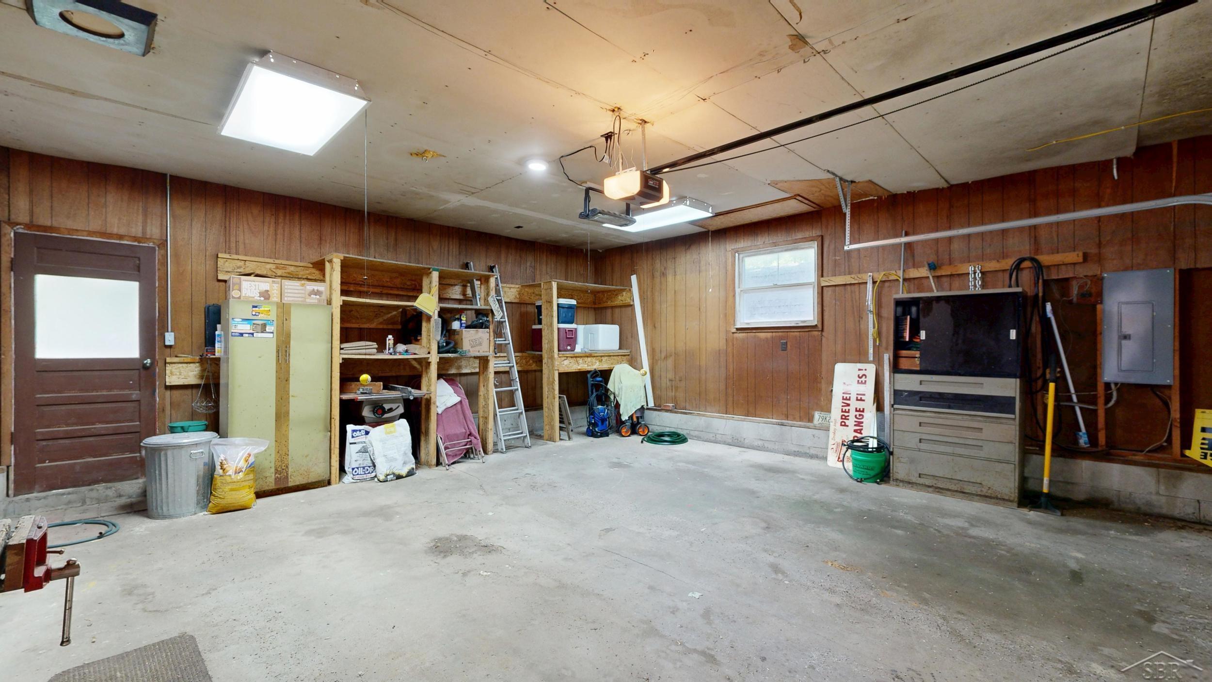 549 South 8 Mile Road Midland, MI 48640 - Photo 51 of 55 50213614-9cb791a2-dc78-442d-a2b2-a33da19c0e2f.JPG