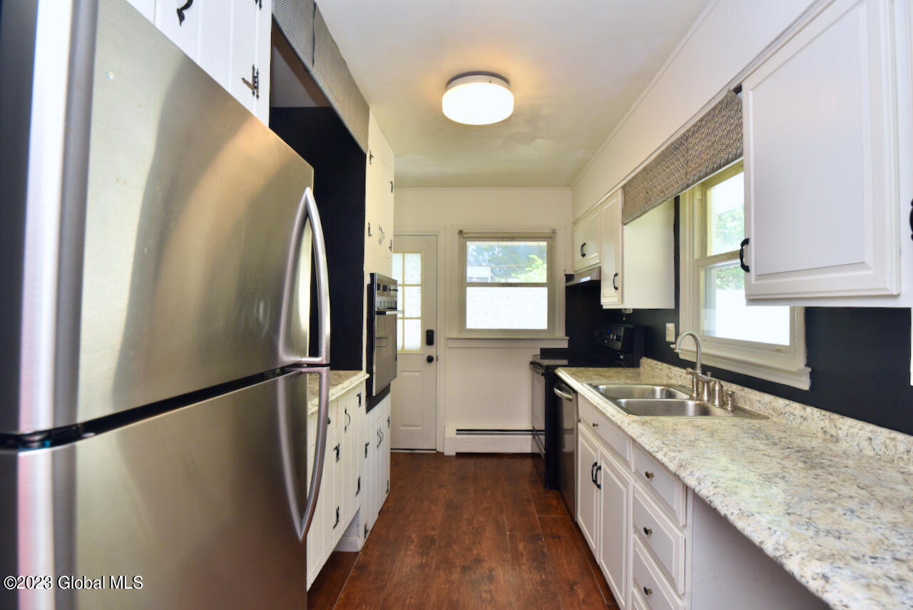 13 Southgate Road Colonie, NY 12211 - Photo 5 of 21 17