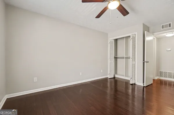 $1,500 | 918 Dunbar Drive, Atlanta, GA 30338