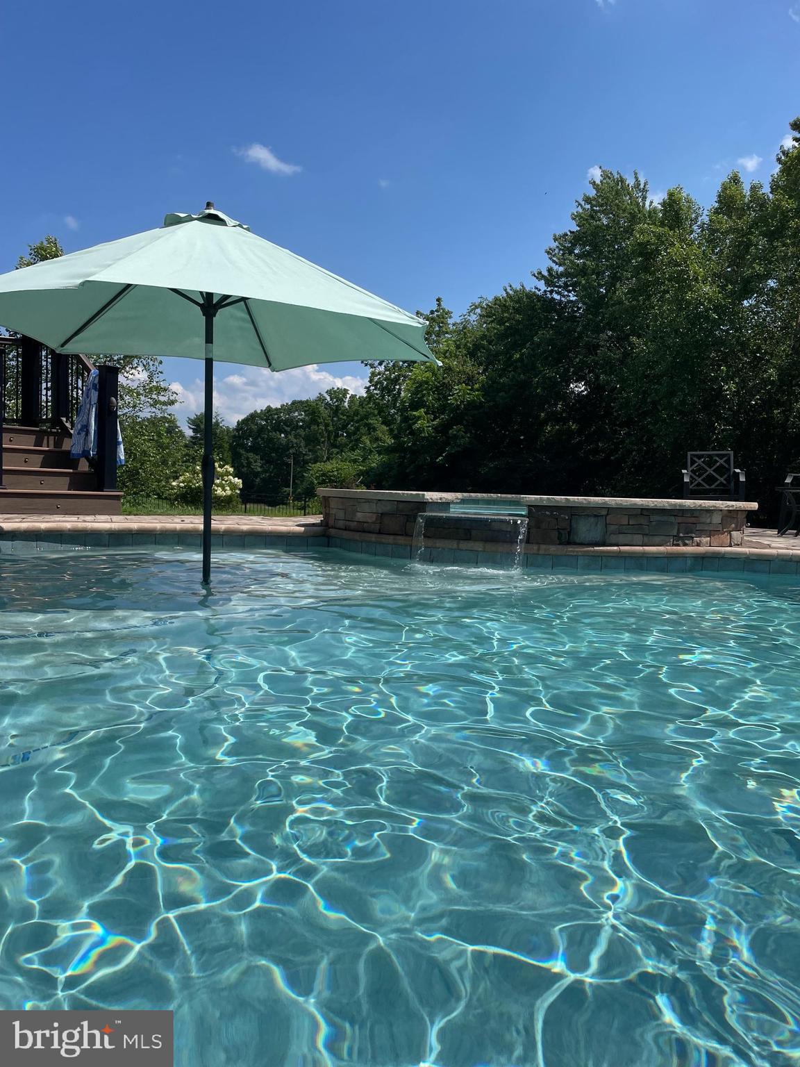 3000 Tyler Way Chalfont, PA 18914 - Photo 59 of 73 a backyard of a house with table and chairs