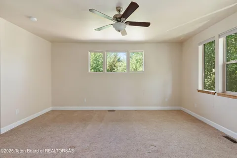 $617,000 | 30 C Blue Wing Lane, Alpine, WY 83128