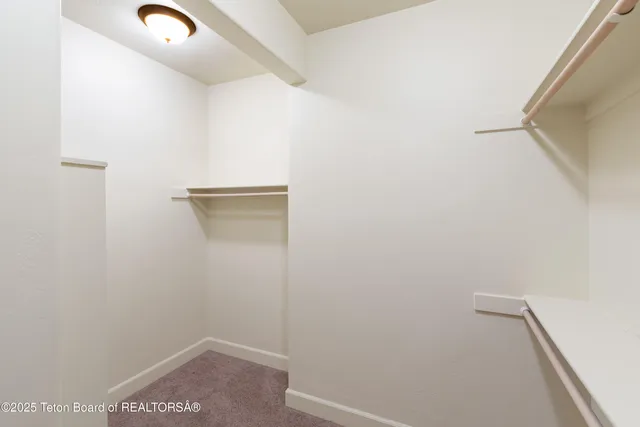 $617,000 | 30 C Blue Wing Lane, Alpine, WY 83128