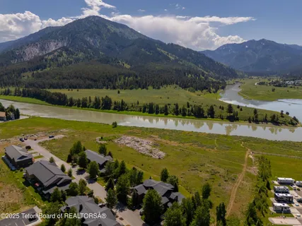 $617,000 | 30 C Blue Wing Lane, Alpine, WY 83128
