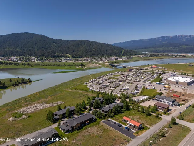 $617,000 | 30 C Blue Wing Lane, Alpine, WY 83128