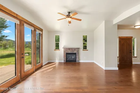 $617,000 | 30 C Blue Wing Lane, Alpine, WY 83128