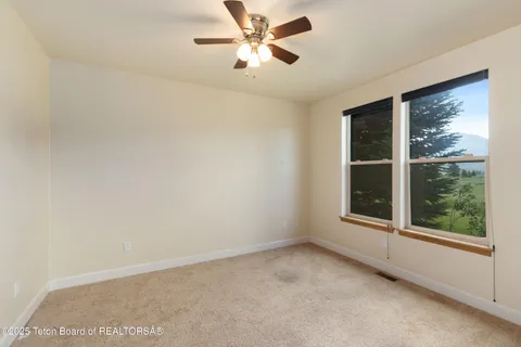 $617,000 | 30 C Blue Wing Lane, Alpine, WY 83128