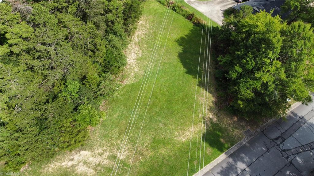 1200 Gatehouse Road High Point, NC 27262 - Photo 5 of 11 Gallery Image 5
