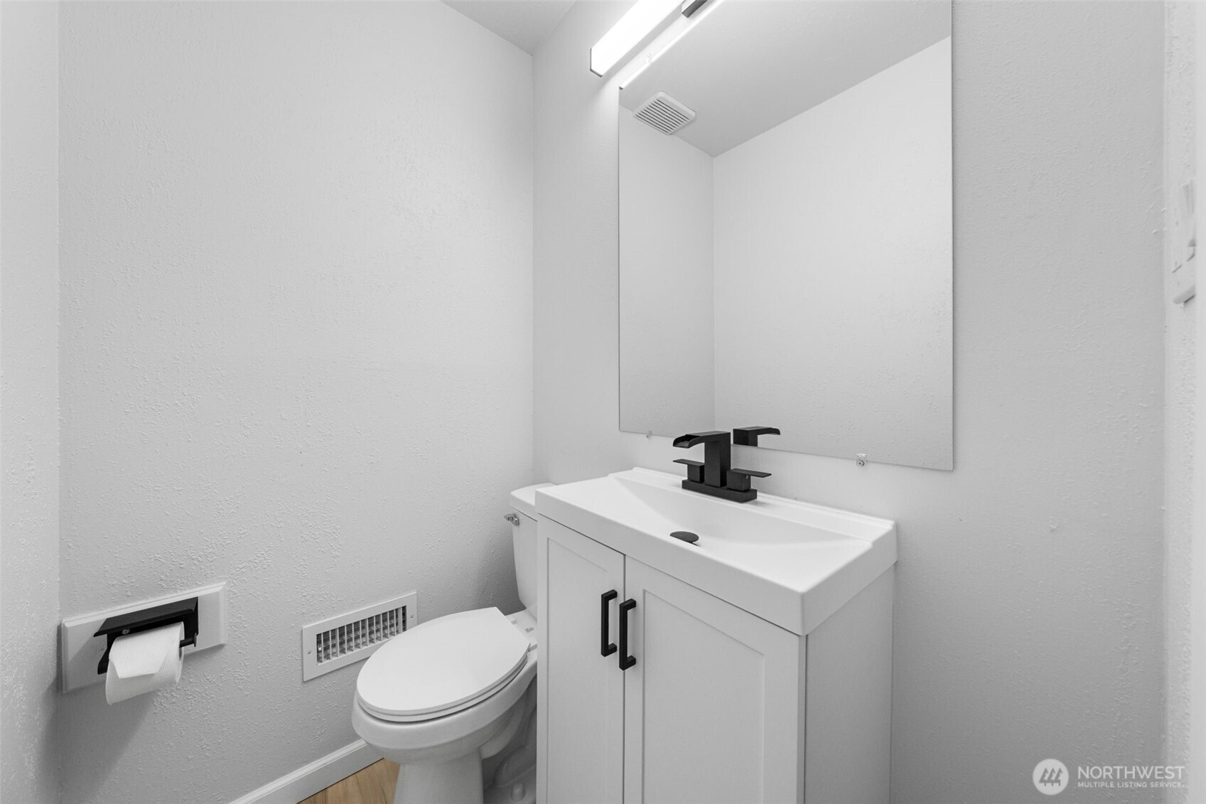 32317 2nd Avenue Southwest Federal Way, WA 98023 - Photo 12 of 38