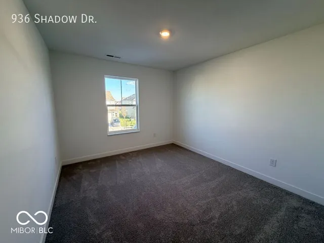 $2,399 | 936 Shadow Drive, Danville, IN 46122