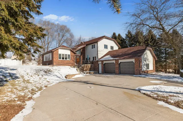 $479,000 | N1231 County Road V, Campbellsport, WI 53010