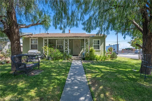 $725,000 | 5799 Lincoln Avenue, South Gate, CA 90280