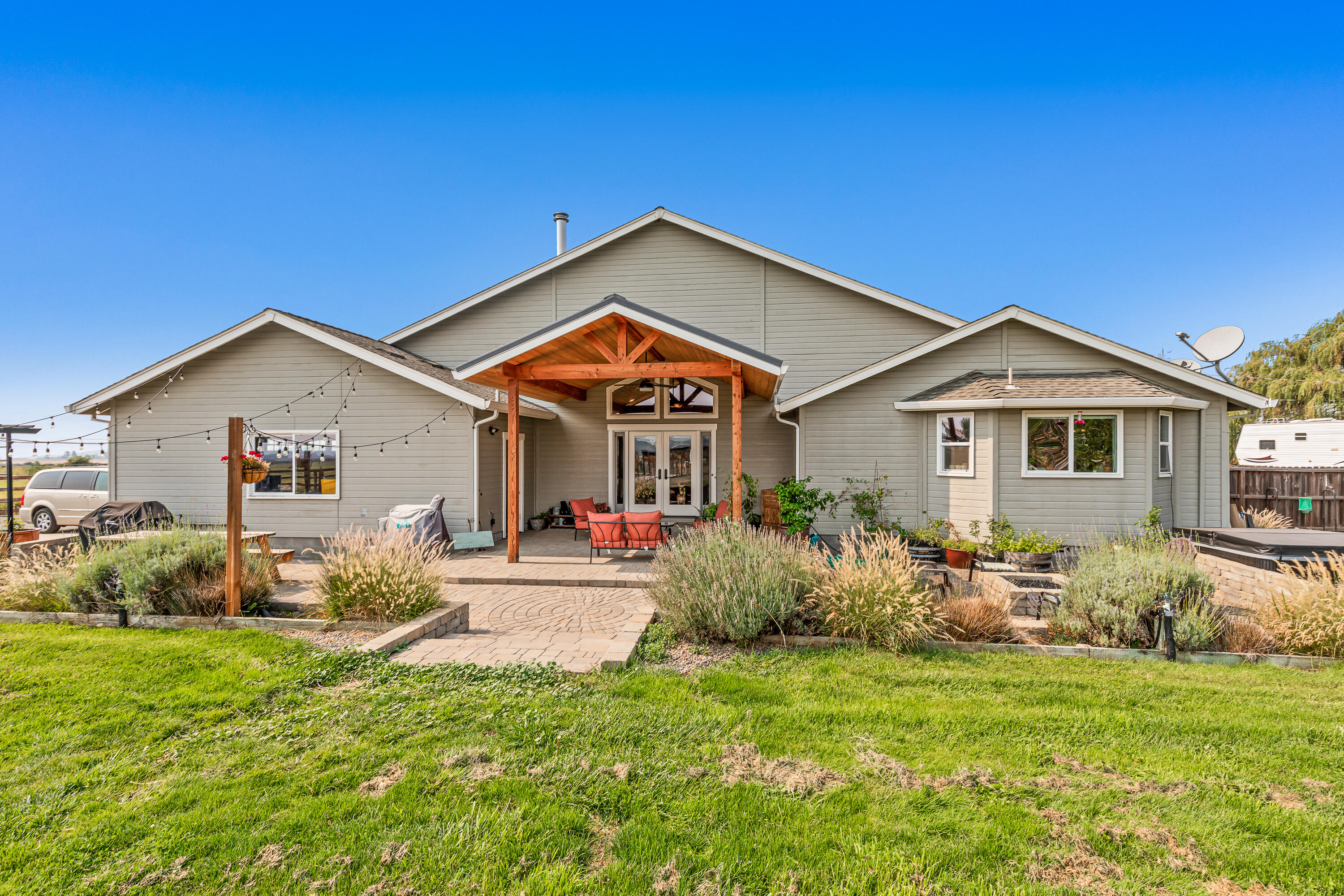 2817 Ball Road Eagle Point, OR 97524 - Photo 1 of 62 Pic 6.5