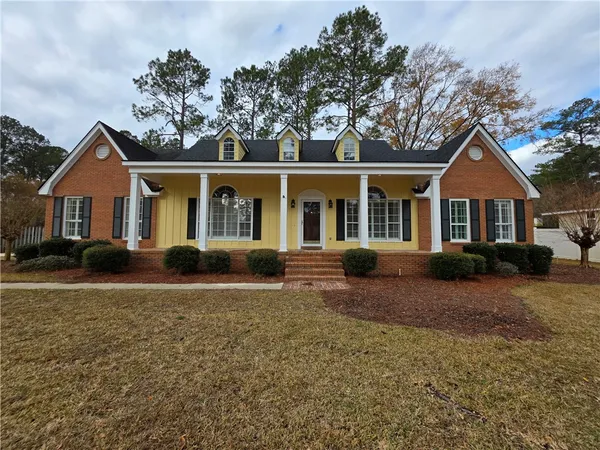 $349,900 | 1049 Riverdale Drive, Waycross, GA 31503