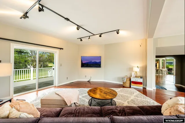 $1,390,000 | 18 Circle 8 Drive, Sheridan, WY 82801