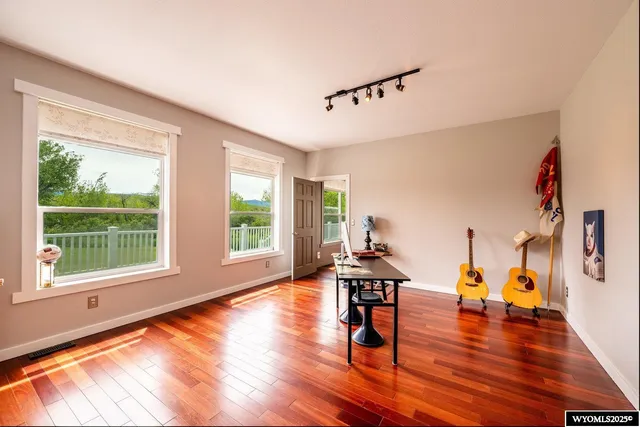 $1,390,000 | 18 Circle 8 Drive, Sheridan, WY 82801